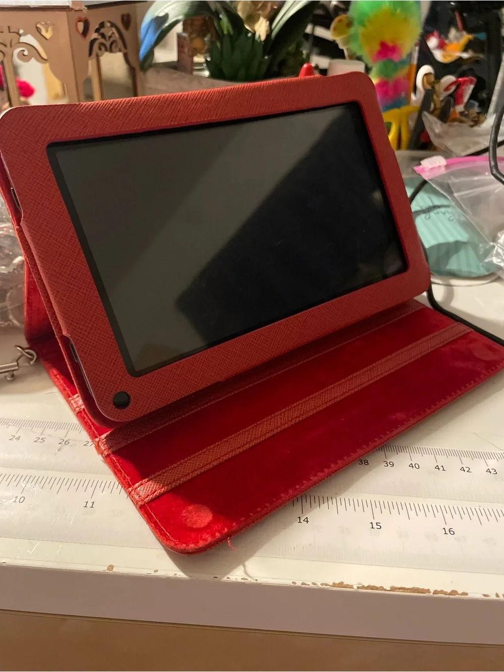 Polaroid Black Tablet with Vibrant Color Display